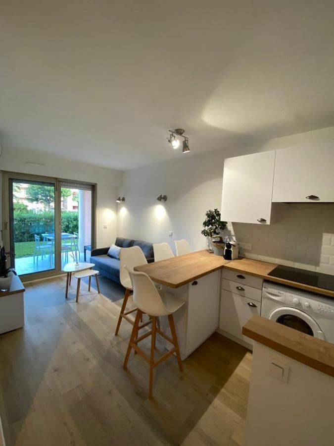 Appartement Avec Piscine 5 Min A Pieds Des Plages Vallauris Esterno foto