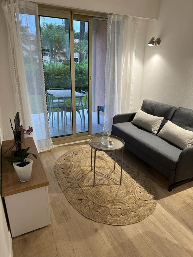 Appartement Avec Piscine 5 Min A Pieds Des Plages Vallauris Esterno foto